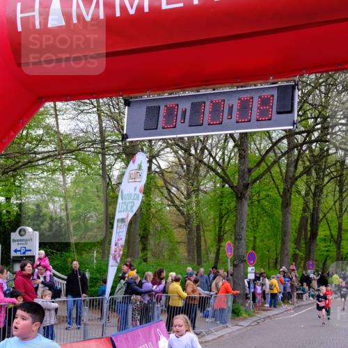 19.04.2026 - Hammer Lauf Tim E. http://msf.ph/oto/9526746 19.04.2026 09:30:36 Ziel 787, 851, 1467, 1495 meine-sportfotos.de