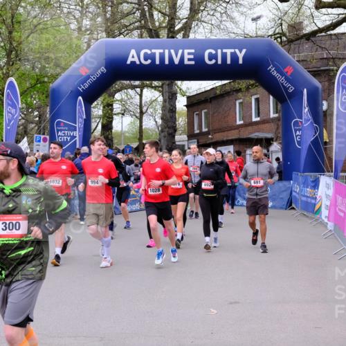 19.04.2026 - Hammer Lauf Tim E. http://msf.ph/oto/9527338 19.04.2026 09:45:48 Ziel  meine-sportfotos.de
