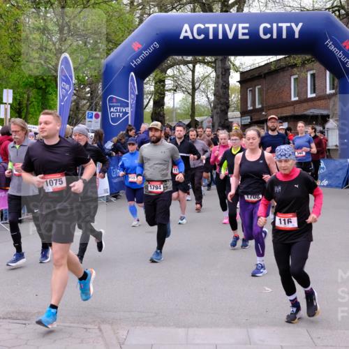 19.04.2026 - Hammer Lauf Tim E. http://msf.ph/oto/9527424 19.04.2026 09:45:55 Ziel  meine-sportfotos.de