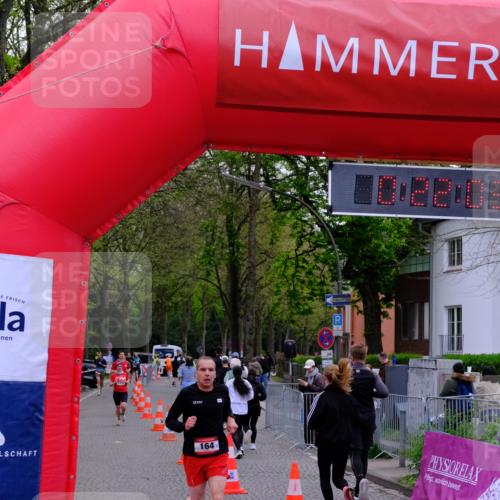19.04.2026 - Hammer Lauf Tim E. http://msf.ph/oto/9528569 19.04.2026 10:07:12 Ziel 164, 215, 234, 344, 352, 551, 755, 781, 1133, 1279, 1290, 1329, 1608, 1640, 1732, 1828 meine-sportfotos.de