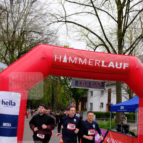 19.04.2026 - Hammer Lauf Tim E. http://msf.ph/oto/9529507 19.04.2026 10:12:30 Ziel 128, 130, 228, 271, 272, 302, 348, 477, 891, 966, 1792, 1823, 1859 meine-sportfotos.de