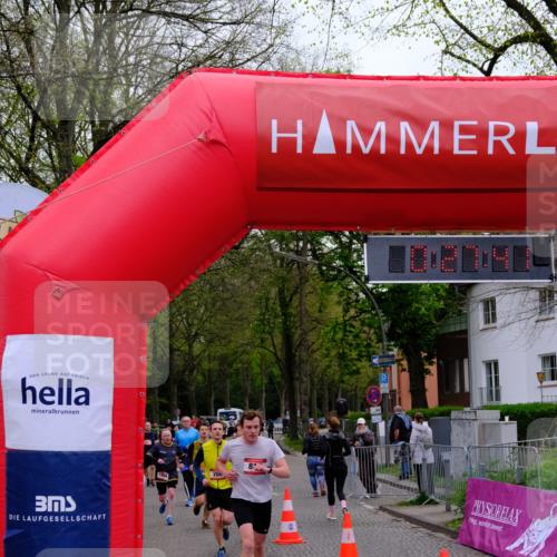 19.04.2026 - Hammer Lauf Tim E. http://msf.ph/oto/9529546 19.04.2026 10:12:49 Ziel 266, 526, 1079, 1144, 1247, 1602, 1727, 1735, 1854, 1900, 1901 meine-sportfotos.de