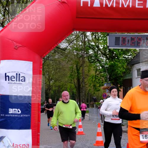 19.04.2026 - Hammer Lauf Tim E. http://msf.ph/oto/9529804 19.04.2026 10:14:31 Ziel 260, 366, 544, 579, 783, 1075, 1091, 1638, 1760 meine-sportfotos.de