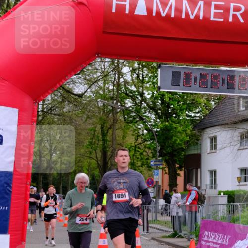 19.04.2026 - Hammer Lauf Tim E. http://msf.ph/oto/9529891 19.04.2026 10:14:55 Ziel 254, 352, 613, 628, 777, 778, 1201, 1290, 1608, 1691, 1721 meine-sportfotos.de