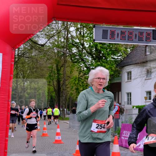 19.04.2026 - Hammer Lauf Tim E. http://msf.ph/oto/9529906 19.04.2026 10:14:57 Ziel 254, 352, 628, 777, 778, 941, 1290, 1608, 1691, 1721 meine-sportfotos.de