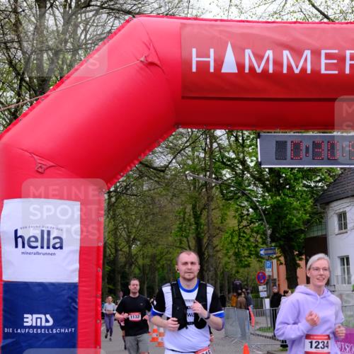 19.04.2026 - Hammer Lauf Tim E. http://msf.ph/oto/9530186 19.04.2026 10:16:04 Ziel 315, 716, 760, 1234 meine-sportfotos.de