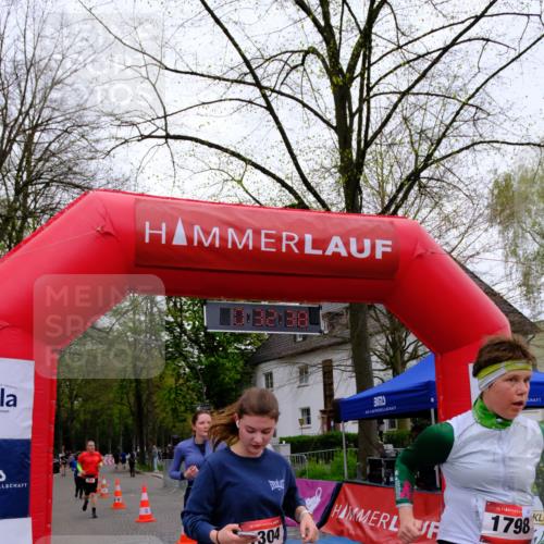 19.04.2026 - Hammer Lauf Tim E. http://msf.ph/oto/9530433 19.04.2026 10:17:46 Ziel 107, 441, 584, 759, 798, 1214, 1217, 1220, 1304, 1333, 1798, 1799 meine-sportfotos.de