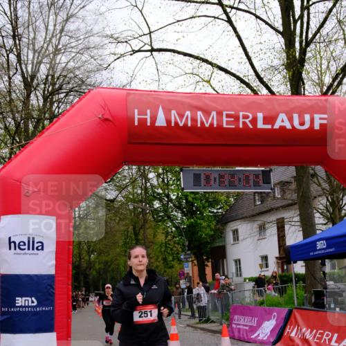 19.04.2026 - Hammer Lauf Tim E. http://msf.ph/oto/9530667 19.04.2026 10:19:12 Ziel 251, 332, 491 meine-sportfotos.de
