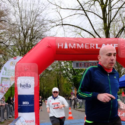 19.04.2026 - Hammer Lauf Tim E. http://msf.ph/oto/9531336 19.04.2026 10:25:00 Ziel 106, 113, 219, 220, 717, 989 meine-sportfotos.de