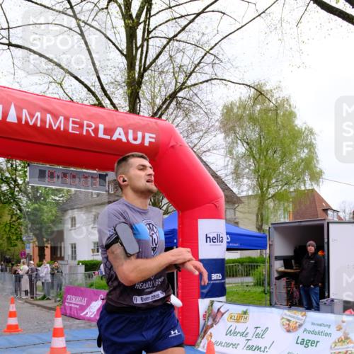 19.04.2026 - Hammer Lauf Tim E. http://msf.ph/oto/9531368 19.04.2026 10:25:11 Ziel 129, 623, 784, 1917 meine-sportfotos.de