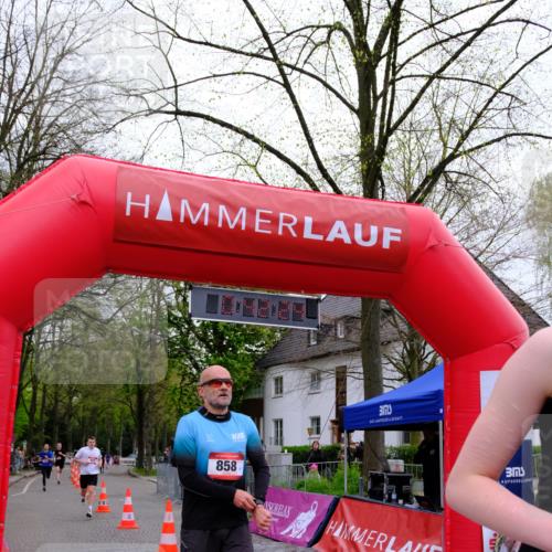 19.04.2026 - Hammer Lauf Tim E. http://msf.ph/oto/9531542 19.04.2026 10:27:32 Ziel 296, 687, 858, 922, 1641, 1724 meine-sportfotos.de