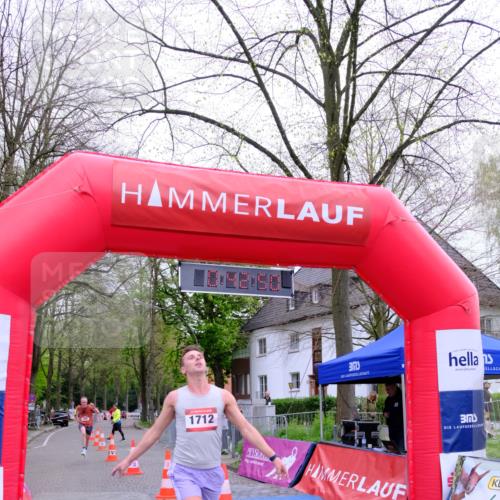 19.04.2026 - Hammer Lauf Tim E. http://msf.ph/oto/9531591 19.04.2026 10:27:58 Ziel 358, 1000, 1001, 1712, 1763, 1803 meine-sportfotos.de