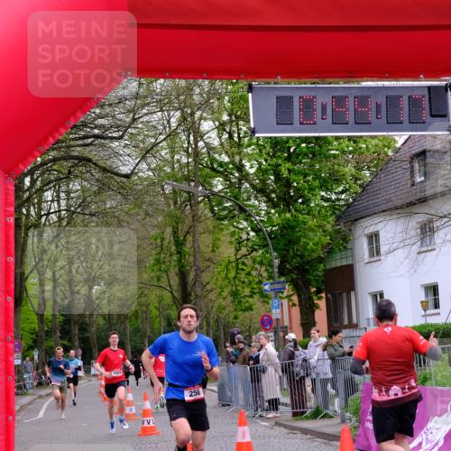 19.04.2026 - Hammer Lauf Tim E. http://msf.ph/oto/9531704 19.04.2026 10:29:25 Ziel 166, 256, 293, 428, 1002, 1028, 1762, 1776, 1866 meine-sportfotos.de