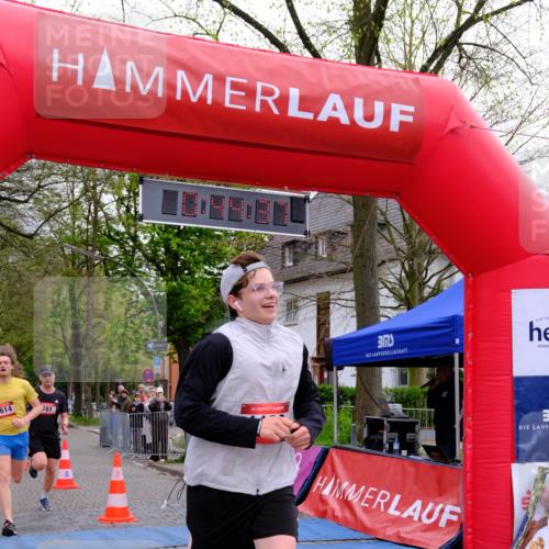 19.04.2026 - Hammer Lauf Tim E. http://msf.ph/oto/9531756 19.04.2026 10:29:45 Ziel 359, 498, 578, 765, 781, 1122, 1614 meine-sportfotos.de