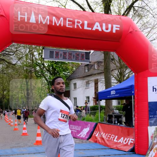 19.04.2026 - Hammer Lauf Tim E. http://msf.ph/oto/9532020 19.04.2026 10:31:58 Ziel 1276, 1900, 1901 meine-sportfotos.de