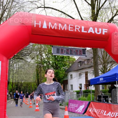 19.04.2026 - Hammer Lauf Tim E. http://msf.ph/oto/9532205 19.04.2026 10:33:05 Ziel 329, 338, 891, 999, 1026, 1800, 1896 meine-sportfotos.de