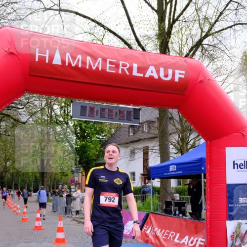 19.04.2026 - Hammer Lauf Tim E. http://msf.ph/oto/9532402 19.04.2026 10:34:29 Ziel 105, 792, 837, 1842 meine-sportfotos.de