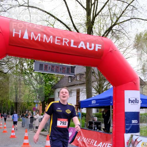 19.04.2026 - Hammer Lauf Tim E. http://msf.ph/oto/9532405 19.04.2026 10:34:29 Ziel 105, 792, 837, 1842 meine-sportfotos.de