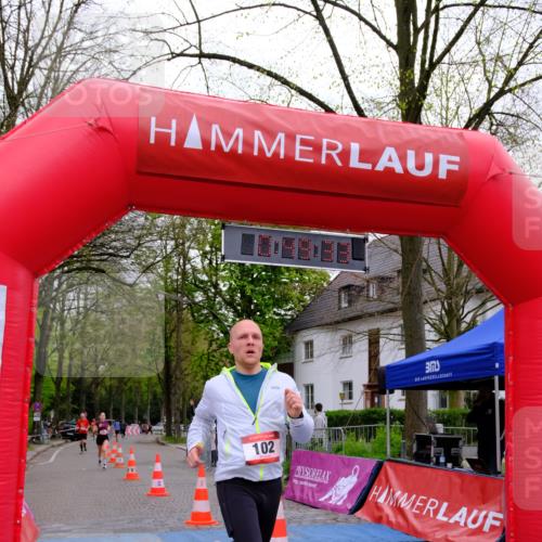 19.04.2026 - Hammer Lauf Tim E. http://msf.ph/oto/9532439 19.04.2026 10:34:41 Ziel 102, 215, 222 meine-sportfotos.de