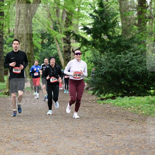19.04.2026 - Hammer Lauf Dr. Thomas Lammeyer http://msf.ph/oto/9532592 19.04.2026 10:11:39 Laufen 1201, 234, 249 meine-sportfotos.de