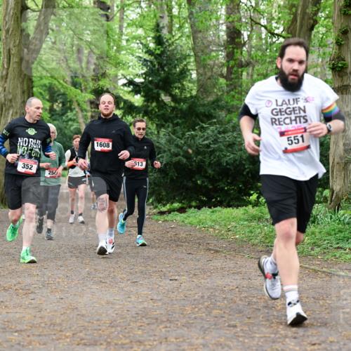 19.04.2026 - Hammer Lauf Dr. Thomas Lammeyer http://msf.ph/oto/9532649 19.04.2026 10:11:48 Laufen 1256, 2024, 352, 254, 1608, 551 meine-sportfotos.de