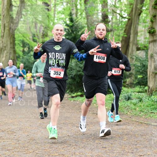 19.04.2026 - Hammer Lauf Dr. Thomas Lammeyer http://msf.ph/oto/9532661 19.04.2026 10:11:50 Laufen 2024, 352, 114, 1608, 115, 613 meine-sportfotos.de