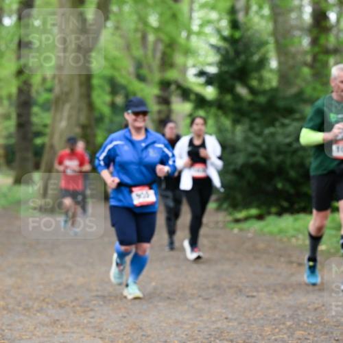19.04.2026 - Hammer Lauf Dr. Thomas Lammeyer http://msf.ph/oto/9532752 19.04.2026 10:12:05 Laufen 900, 100 meine-sportfotos.de