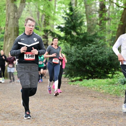 19.04.2026 - Hammer Lauf Dr. Thomas Lammeyer http://msf.ph/oto/9532806 19.04.2026 10:12:14 Laufen 1640, 227, 321 meine-sportfotos.de