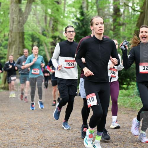 19.04.2026 - Hammer Lauf Dr. Thomas Lammeyer http://msf.ph/oto/9532849 19.04.2026 10:12:22 Laufen 692, 542, 1921, 786, 215, 324 meine-sportfotos.de