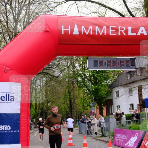 19.04.2026 - Hammer Lauf Tim E. http://msf.ph/oto/9533966 19.04.2026 10:35:32 Ziel 405, 422, 551, 600, 613, 806, 1182 meine-sportfotos.de