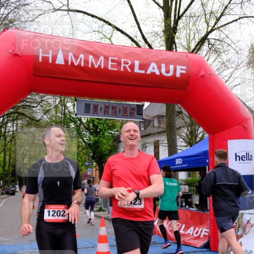19.04.2026 - Hammer Lauf Tim E. http://msf.ph/oto/9534172 19.04.2026 10:37:13 Ziel 227, 241, 324, 325, 1202, 1215, 1216, 1323, 1772 meine-sportfotos.de