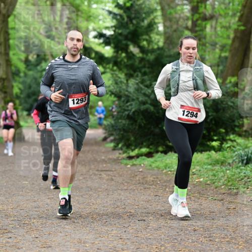 19.04.2026 - Hammer Lauf Dr. Thomas Lammeyer http://msf.ph/oto/9534305 19.04.2026 10:16:20 Laufen 1293, 1294 meine-sportfotos.de