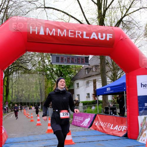 19.04.2026 - Hammer Lauf Tim E. http://msf.ph/oto/9534427 19.04.2026 10:39:40 Ziel 228, 329, 1074, 1736 meine-sportfotos.de