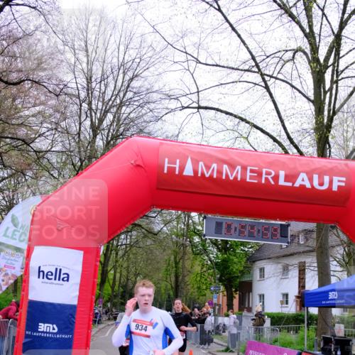 19.04.2026 - Hammer Lauf Tim E. http://msf.ph/oto/9534499 19.04.2026 10:40:07 Ziel 660, 934, 1200, 1794 meine-sportfotos.de
