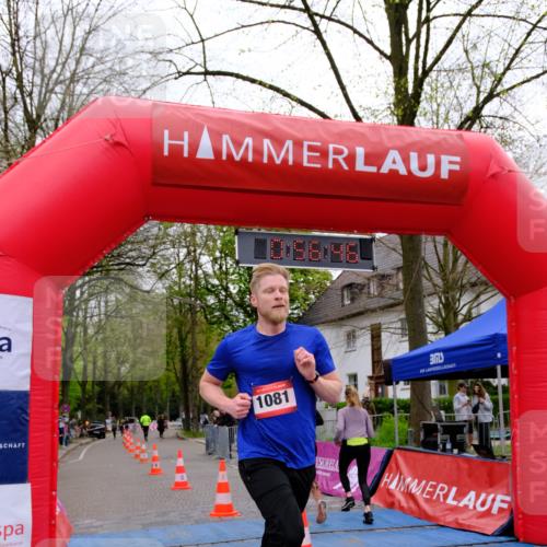 19.04.2026 - Hammer Lauf Tim E. http://msf.ph/oto/9534791 19.04.2026 10:41:54 Ziel 909, 910 meine-sportfotos.de