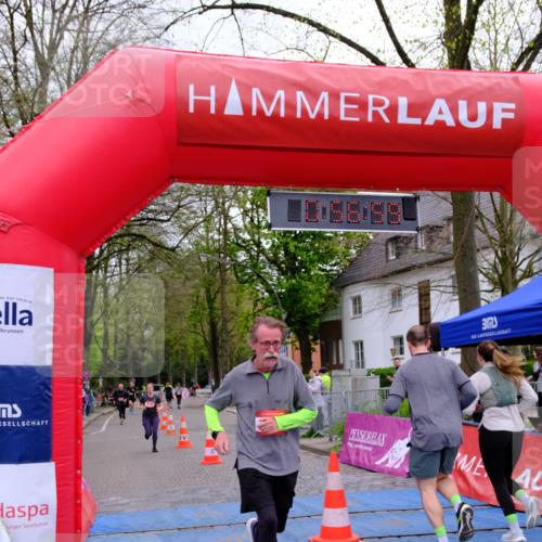 19.04.2026 - Hammer Lauf Tim E. http://msf.ph/oto/9534799 19.04.2026 10:42:07 Ziel 260, 710, 1262, 1293, 1294 meine-sportfotos.de