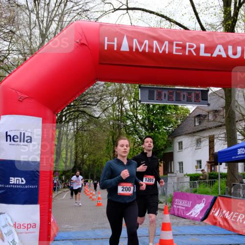 19.04.2026 - Hammer Lauf Tim E. http://msf.ph/oto/9534915 19.04.2026 10:42:47 Ziel 200, 551, 1201, 1266 meine-sportfotos.de