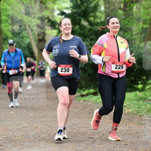 19.04.2026 - Hammer Lauf Dr. Thomas Lammeyer http://msf.ph/oto/9534974 19.04.2026 10:17:43 Laufen 230, 229 meine-sportfotos.de