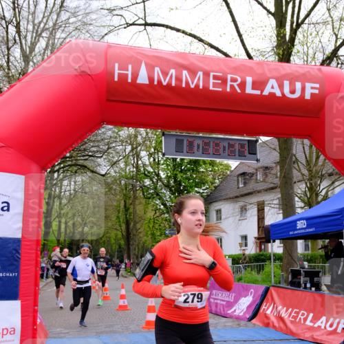 19.04.2026 - Hammer Lauf Tim E. http://msf.ph/oto/9535061 19.04.2026 10:43:32 Ziel 254, 279, 352, 940, 948, 955, 1608 meine-sportfotos.de