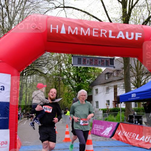 19.04.2026 - Hammer Lauf Tim E. http://msf.ph/oto/9535072 19.04.2026 10:43:35 Ziel 254, 279, 332, 352, 940, 948, 1145, 1608 meine-sportfotos.de