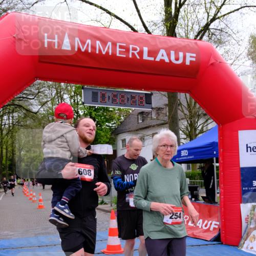 19.04.2026 - Hammer Lauf Tim E. http://msf.ph/oto/9535078 19.04.2026 10:43:35 Ziel 254, 279, 332, 352, 940, 948, 1145, 1608 meine-sportfotos.de