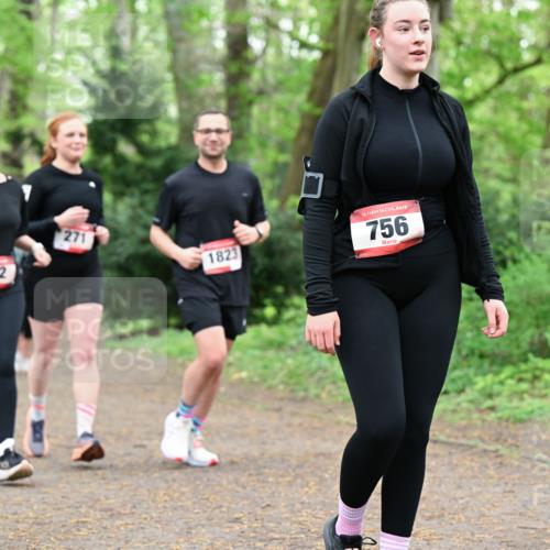 19.04.2026 - Hammer Lauf Dr. Thomas Lammeyer http://msf.ph/oto/9535114 19.04.2026 10:17:57 Laufen 271, 272, 1823, 756 meine-sportfotos.de