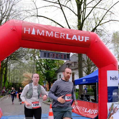 19.04.2026 - Hammer Lauf Tim E. http://msf.ph/oto/9535905 19.04.2026 10:49:38 Ziel 248, 301, 441, 1293, 1294 meine-sportfotos.de