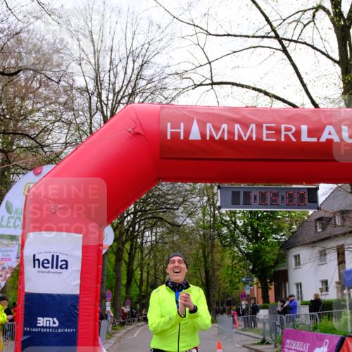 19.04.2026 - Hammer Lauf Tim E. http://msf.ph/oto/9535981 19.04.2026 10:50:08 Ziel 149, 1262 meine-sportfotos.de