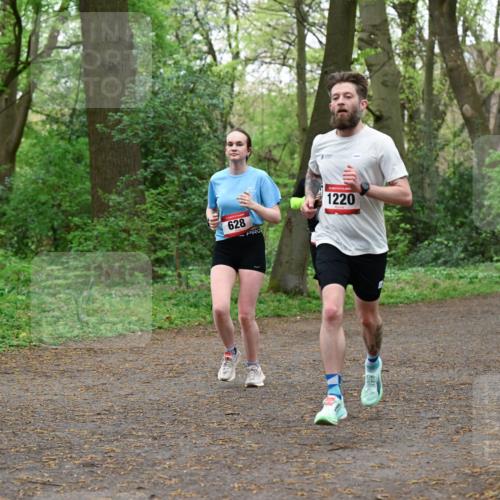 19.04.2026 - Hammer Lauf Dr. Thomas Lammeyer http://msf.ph/oto/9536000 19.04.2026 10:20:50 Laufen 628, 1220 meine-sportfotos.de
