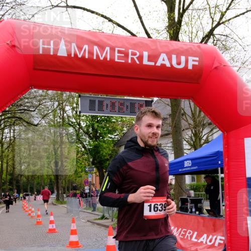 19.04.2026 - Hammer Lauf Tim E. http://msf.ph/oto/9536043 19.04.2026 10:50:26 Ziel 909, 910, 1639 meine-sportfotos.de