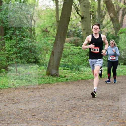 19.04.2026 - Hammer Lauf Dr. Thomas Lammeyer http://msf.ph/oto/9536085 19.04.2026 10:21:15 Laufen 1315, 424 meine-sportfotos.de