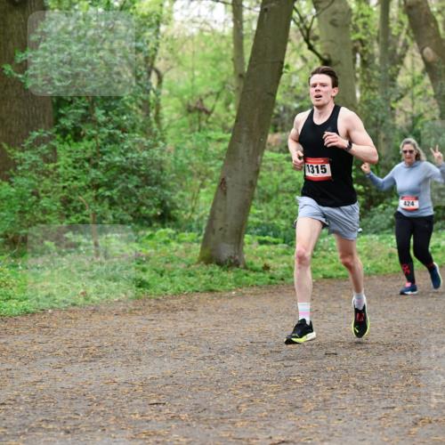 19.04.2026 - Hammer Lauf Dr. Thomas Lammeyer http://msf.ph/oto/9536088 19.04.2026 10:21:15 Laufen 1315, 424 meine-sportfotos.de