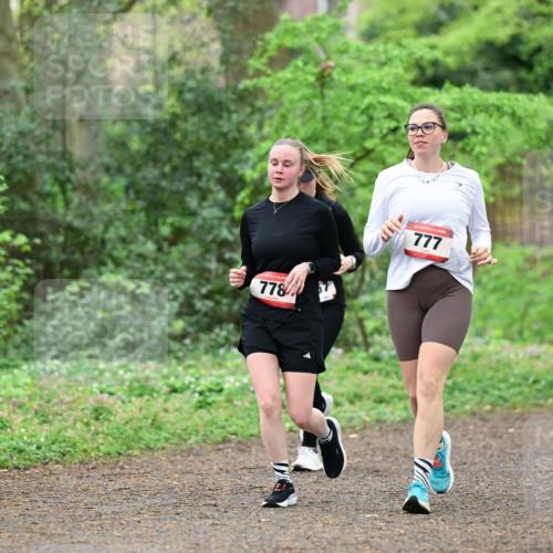 19.04.2026 - Hammer Lauf Dr. Thomas Lammeyer http://msf.ph/oto/9536133 19.04.2026 10:21:38 Laufen 778, 777 meine-sportfotos.de