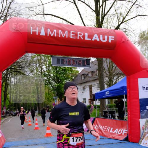 19.04.2026 - Hammer Lauf Tim E. http://msf.ph/oto/9536143 19.04.2026 10:51:49 Ziel 332, 501, 611, 612, 1083, 1091, 1774 meine-sportfotos.de